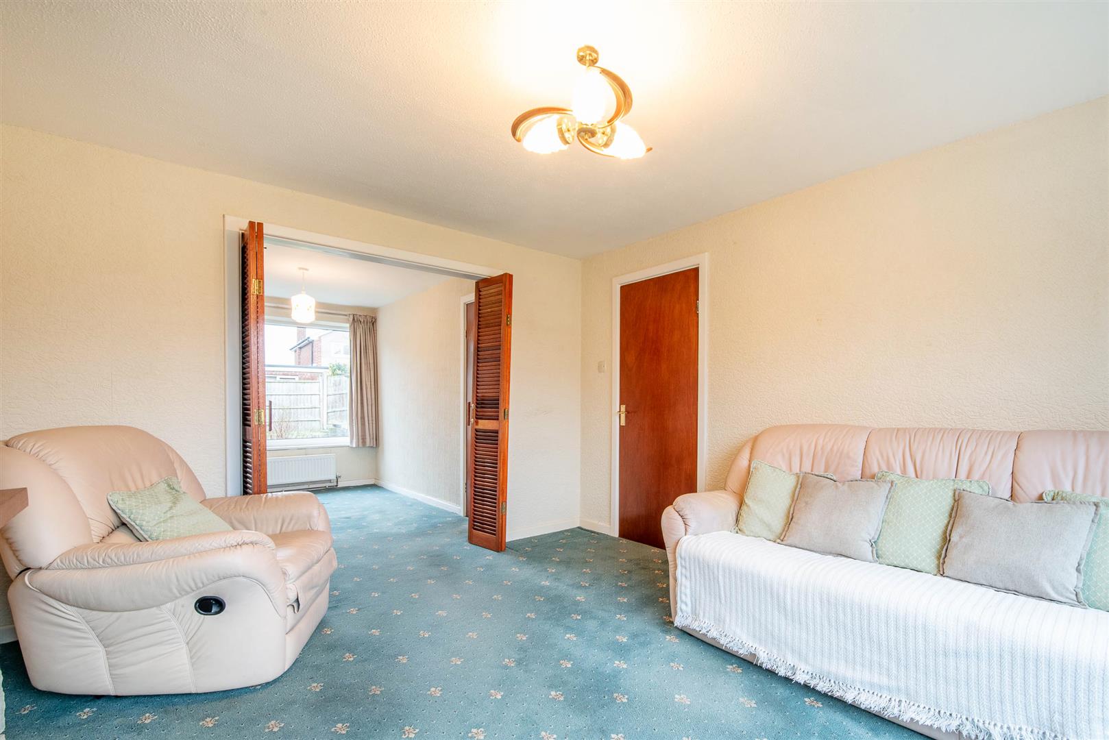 3 bed property in Claughton Avenue, Leyland